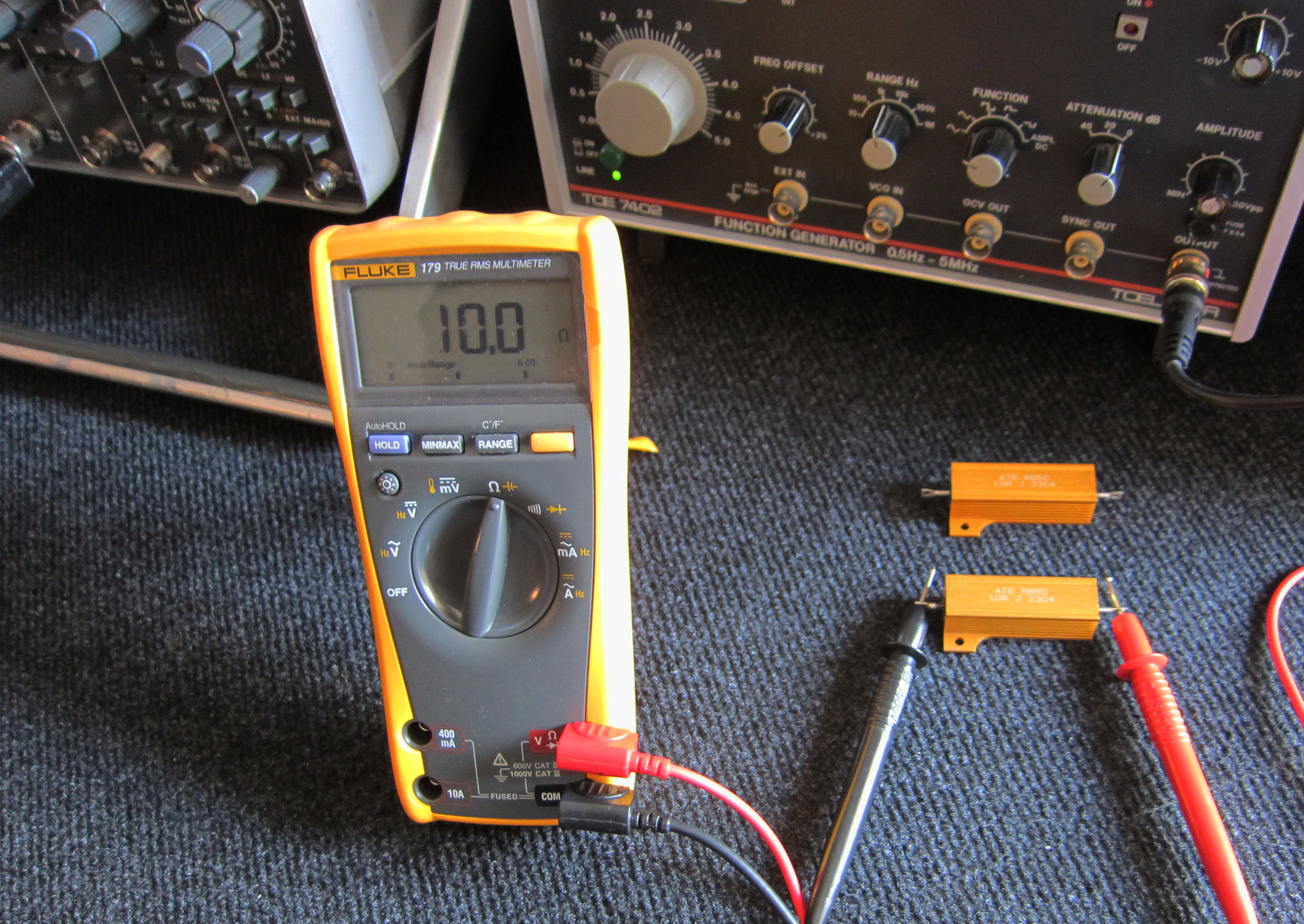 Fluke-1a Fluke-1a