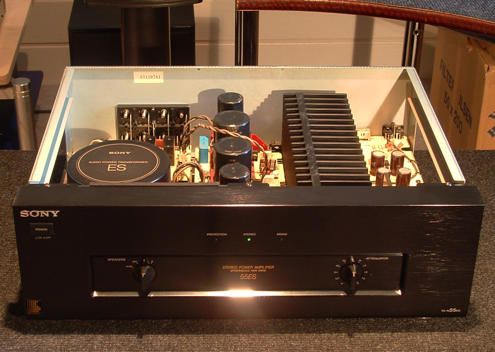Sony-55ES-1a